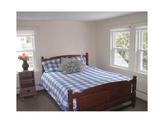 35 Treasure Road, Narragansett, RI 02882