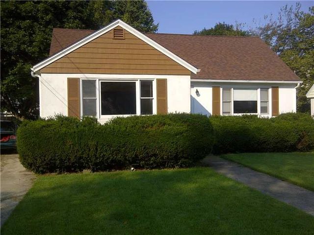 35 Treasure Road, Narragansett, RI 02882