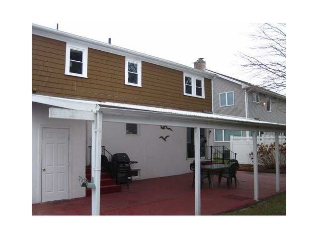 35 Treasure Road, Narragansett, RI 02882