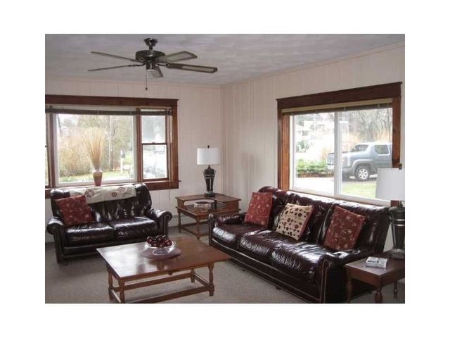 35 Treasure Road, Narragansett, RI 02882