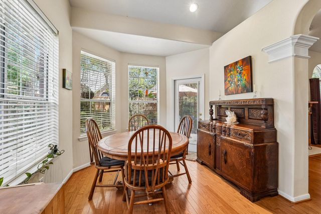 14 Serene Creek Place, The Woodlands, TX 77382