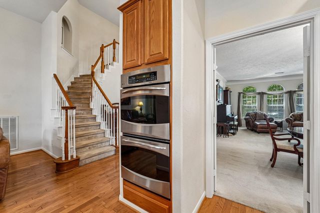 14 Serene Creek Place, The Woodlands, TX 77382
