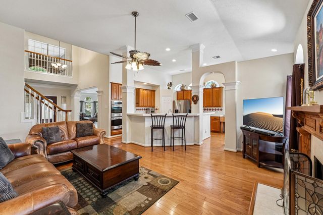 14 Serene Creek Place, The Woodlands, TX 77382