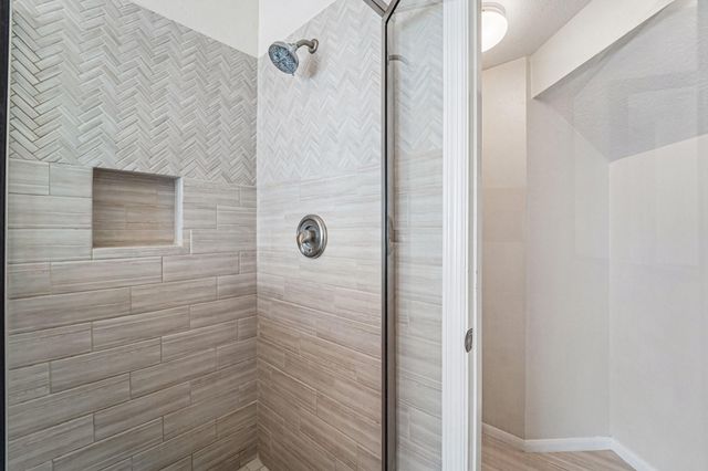 14 Serene Creek Place, The Woodlands, TX 77382