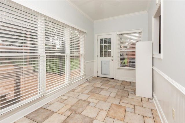 566 GREEN OAKS LN, Collierville, TN 38017