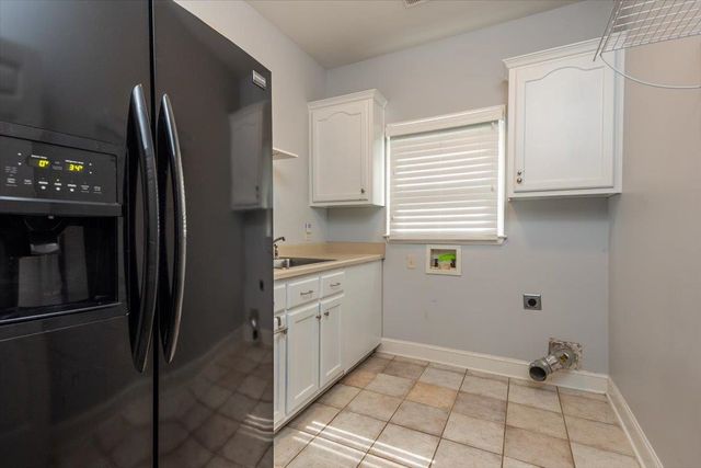 566 GREEN OAKS LN, Collierville, TN 38017