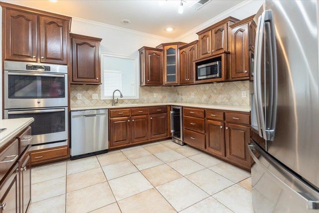 566 GREEN OAKS LN, Collierville, TN 38017