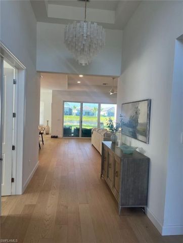 12181 Eucalyptus WAY, Naples, FL 34120