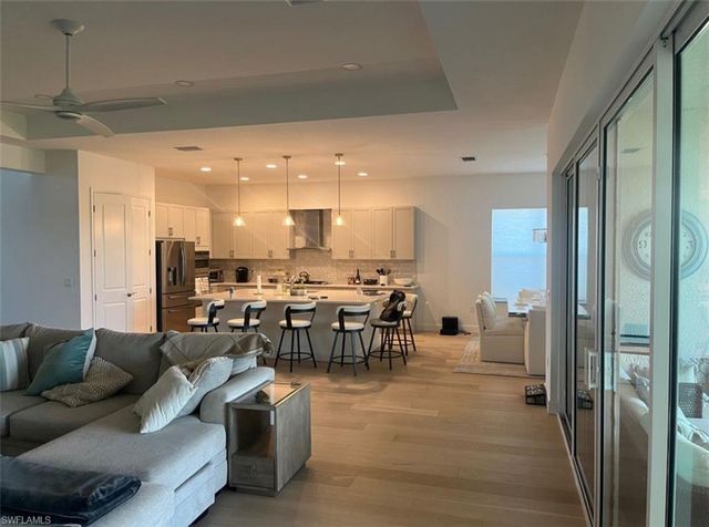 12181 Eucalyptus WAY, Naples, FL 34120