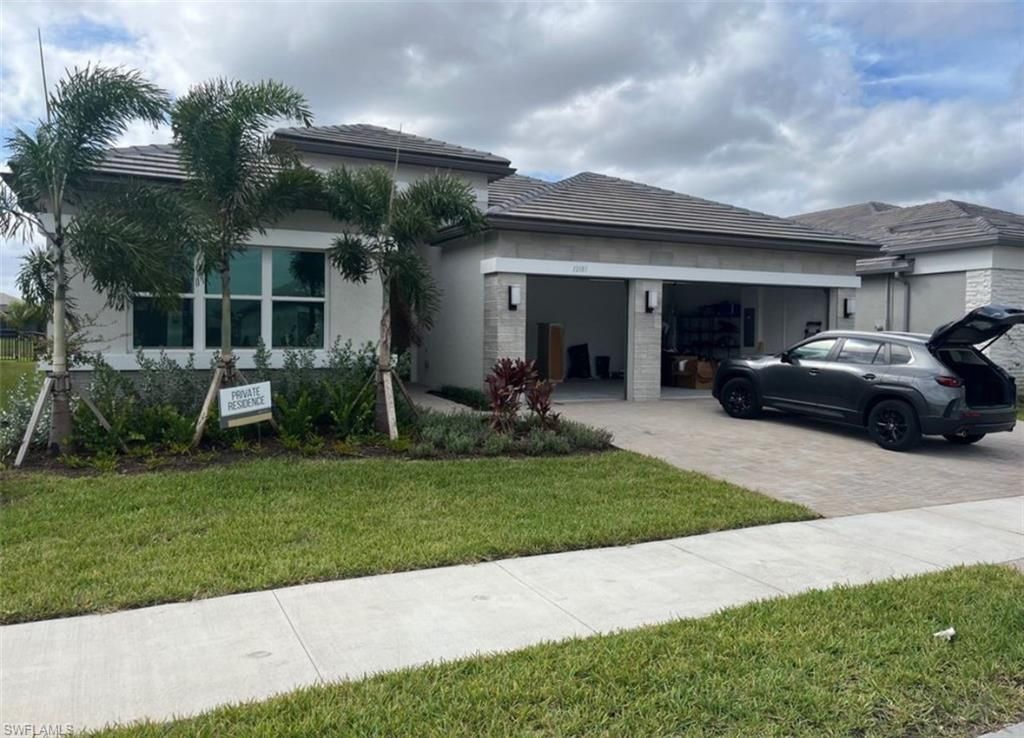 12181 Eucalyptus WAY, Naples, FL 34120