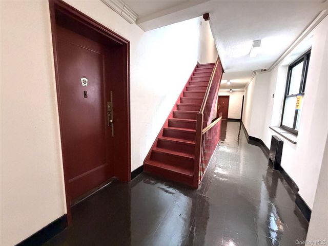91-08 32 Avenue E107, East Elmhurst, NY 11369