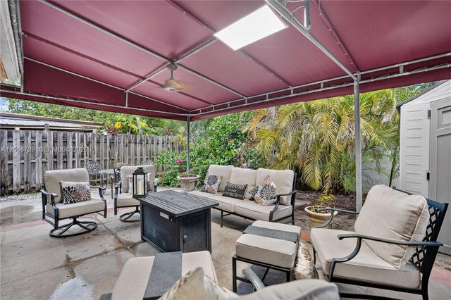 2050 SW 122nd Avenue 21, Miami, FL 33175