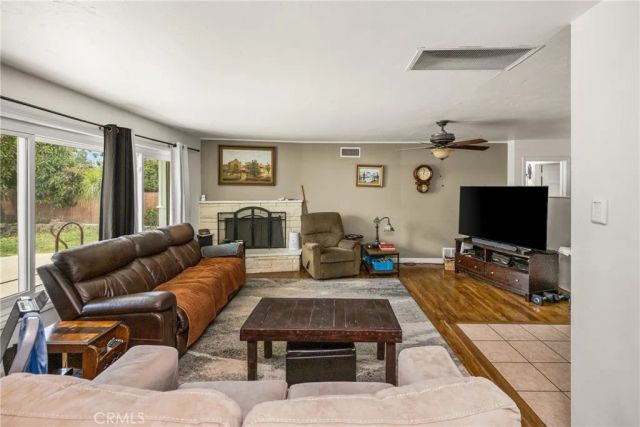 2608 W Palais, Anaheim, CA 92804