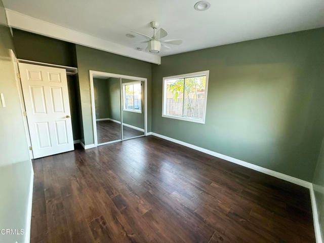 18540 Arminta Street, Reseda (los Angeles), CA 91335