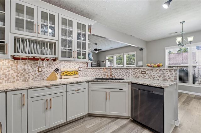416 Pepperbush Bend, Canton, GA 30114
