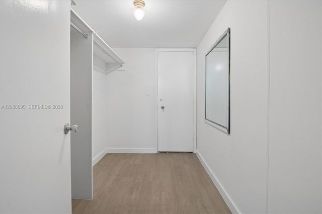 5005 Collins Avenue 424, Miami Beach, FL 33140
