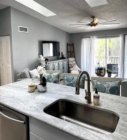 2502 SE Anchorage Cove G3, Port St Lucie, FL 34952