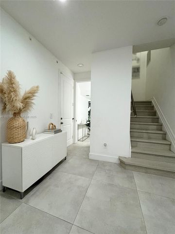 13017 S Riverwalk Cir S, Plantation, FL 33325