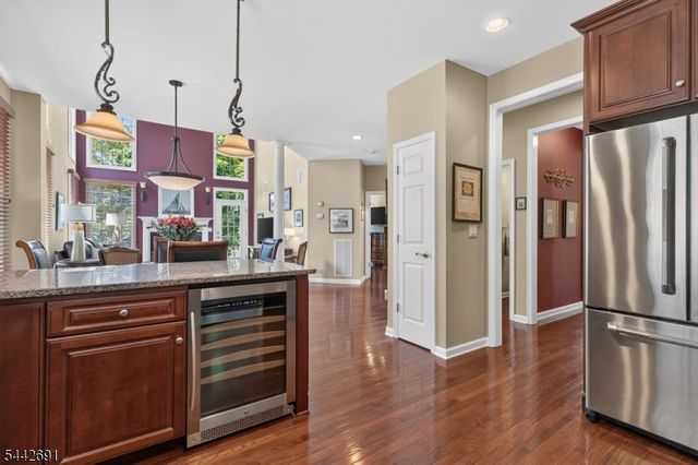 148 Briar Hill Dr, Scotch Plains Twp., NJ 07076