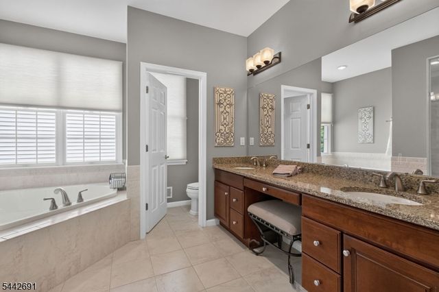 148 Briar Hill Dr, Scotch Plains Twp., NJ 07076