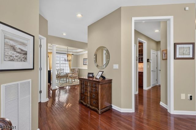 148 Briar Hill Dr, Scotch Plains Twp., NJ 07076