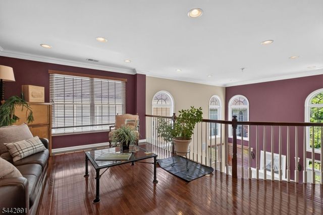 148 Briar Hill Dr, Scotch Plains Twp., NJ 07076