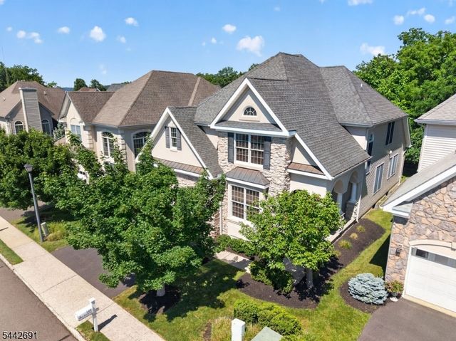 148 Briar Hill Dr, Scotch Plains Twp., NJ 07076