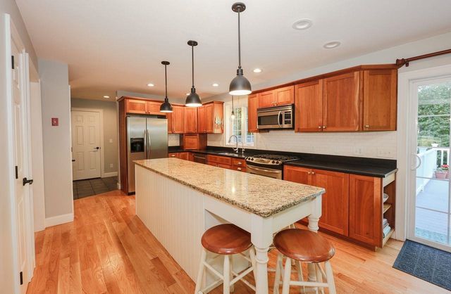 7 Anna Lisa Way, Nottingham, NH 03291