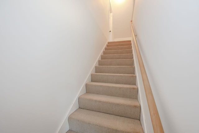 7 Anna Lisa Way, Nottingham, NH 03291