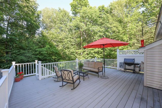 7 Anna Lisa Way, Nottingham, NH 03291