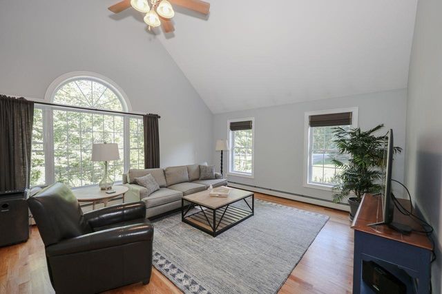 7 Anna Lisa Way, Nottingham, NH 03291