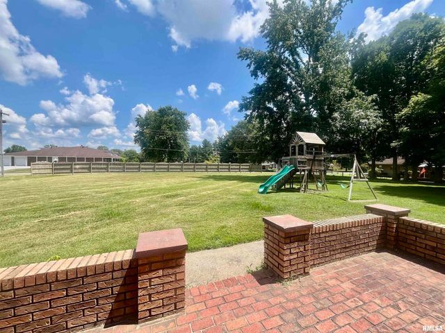 9 BRIAN Drive, Metropolis, IL 62960