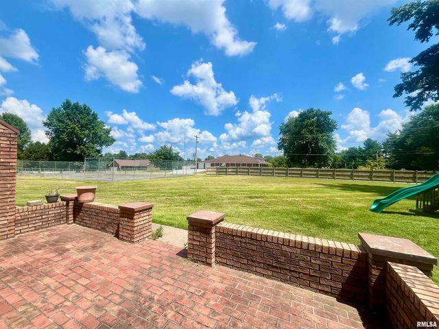 9 BRIAN Drive, Metropolis, IL 62960