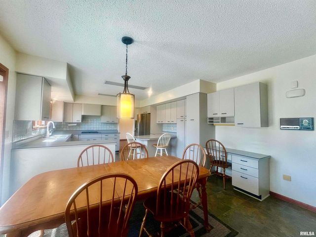 9 BRIAN Drive, Metropolis, IL 62960