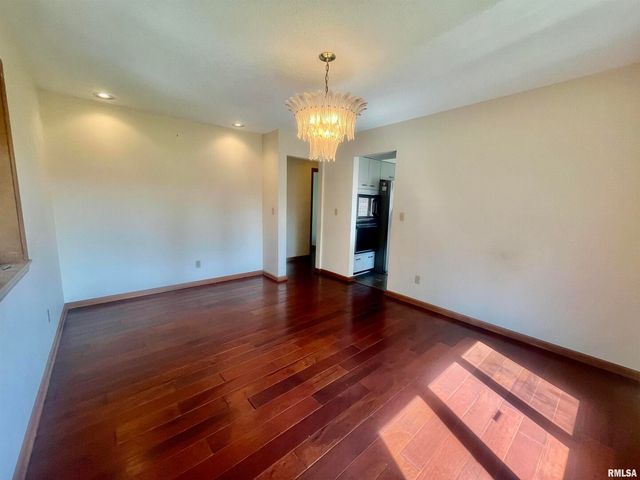 9 BRIAN Drive, Metropolis, IL 62960