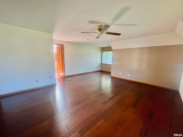 9 BRIAN Drive, Metropolis, IL 62960