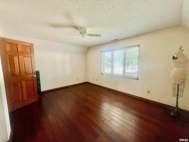 9 BRIAN Drive, Metropolis, IL 62960