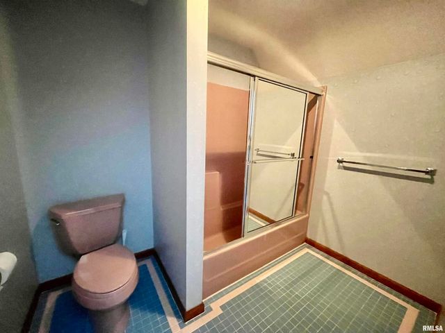 9 BRIAN Drive, Metropolis, IL 62960