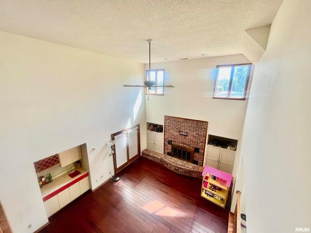 9 BRIAN Drive, Metropolis, IL 62960