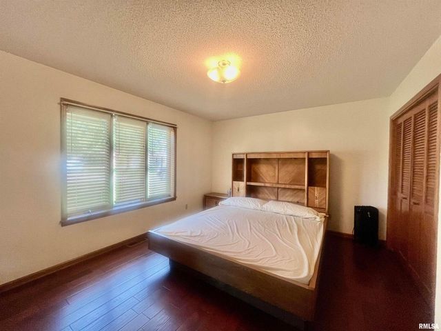 9 BRIAN Drive, Metropolis, IL 62960