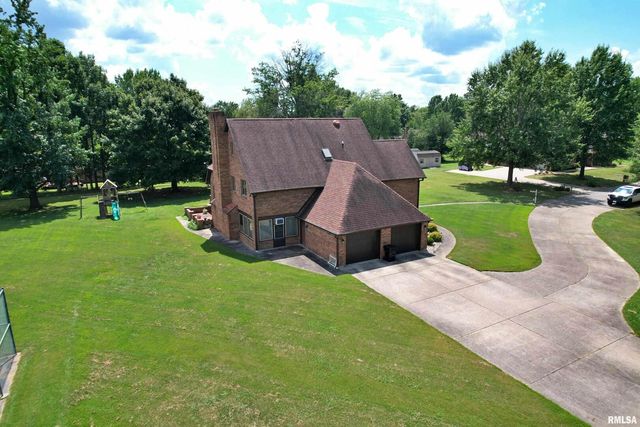 9 BRIAN Drive, Metropolis, IL 62960