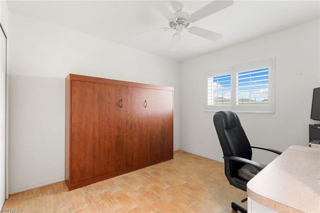 222 SE 17th TER, Cape Coral, FL 33990