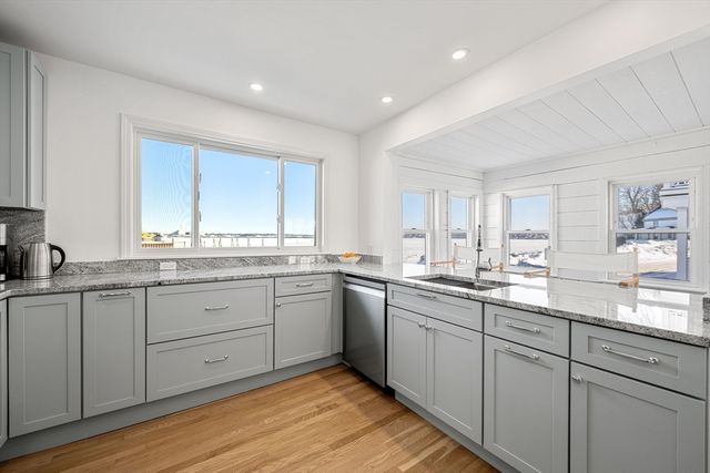 1 Shore Ave, Salem, MA 01970