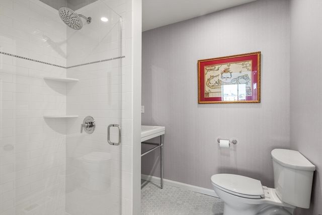 1 Shore Ave, Salem, MA 01970