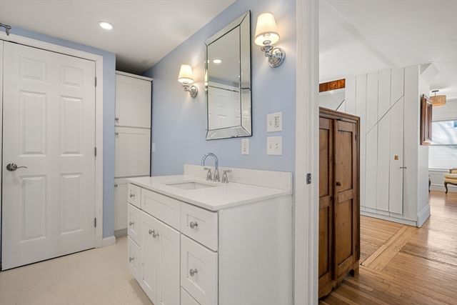 1 Shore Ave, Salem, MA 01970