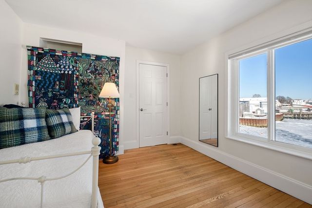 1 Shore Ave, Salem, MA 01970