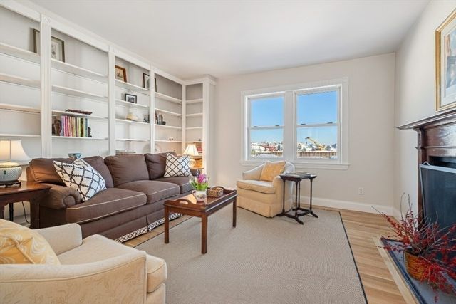 1 Shore Ave, Salem, MA 01970