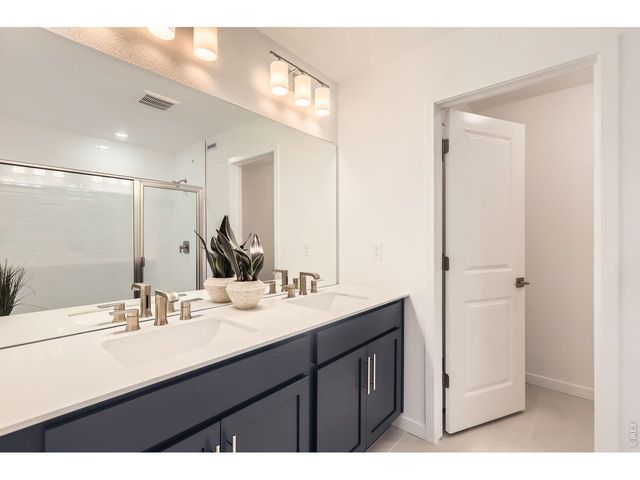 2844 Bear Springs Cir, Longmont, CO 80503