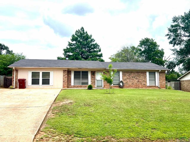 305 Dalee Dr, Hallsville, TX 75650