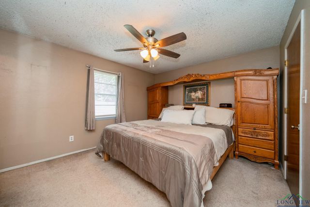 305 Dalee Dr, Hallsville, TX 75650